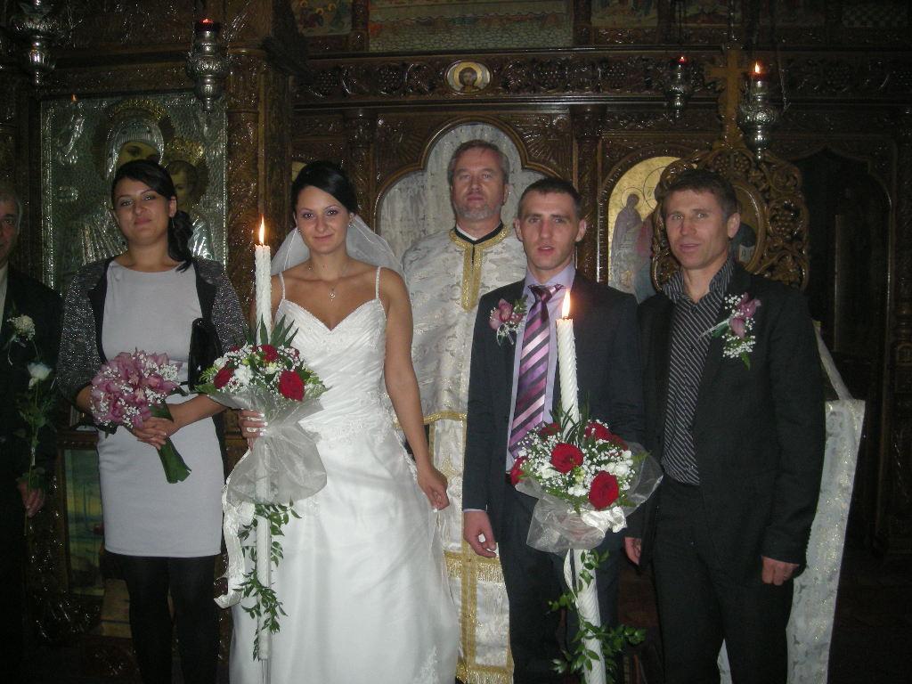 Mirii  Simina Viorel și Măncuță Lucia Georgiana împreună cu Nașii Dan și Roxana Florea - 22 septembrie 2012